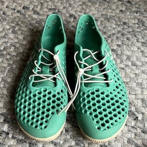 Vivo Barefoot Green Women's Sneakers